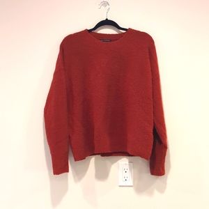 Banana Republic Wool Blend Crew Neck Sweater - Relaxed fit (M)
